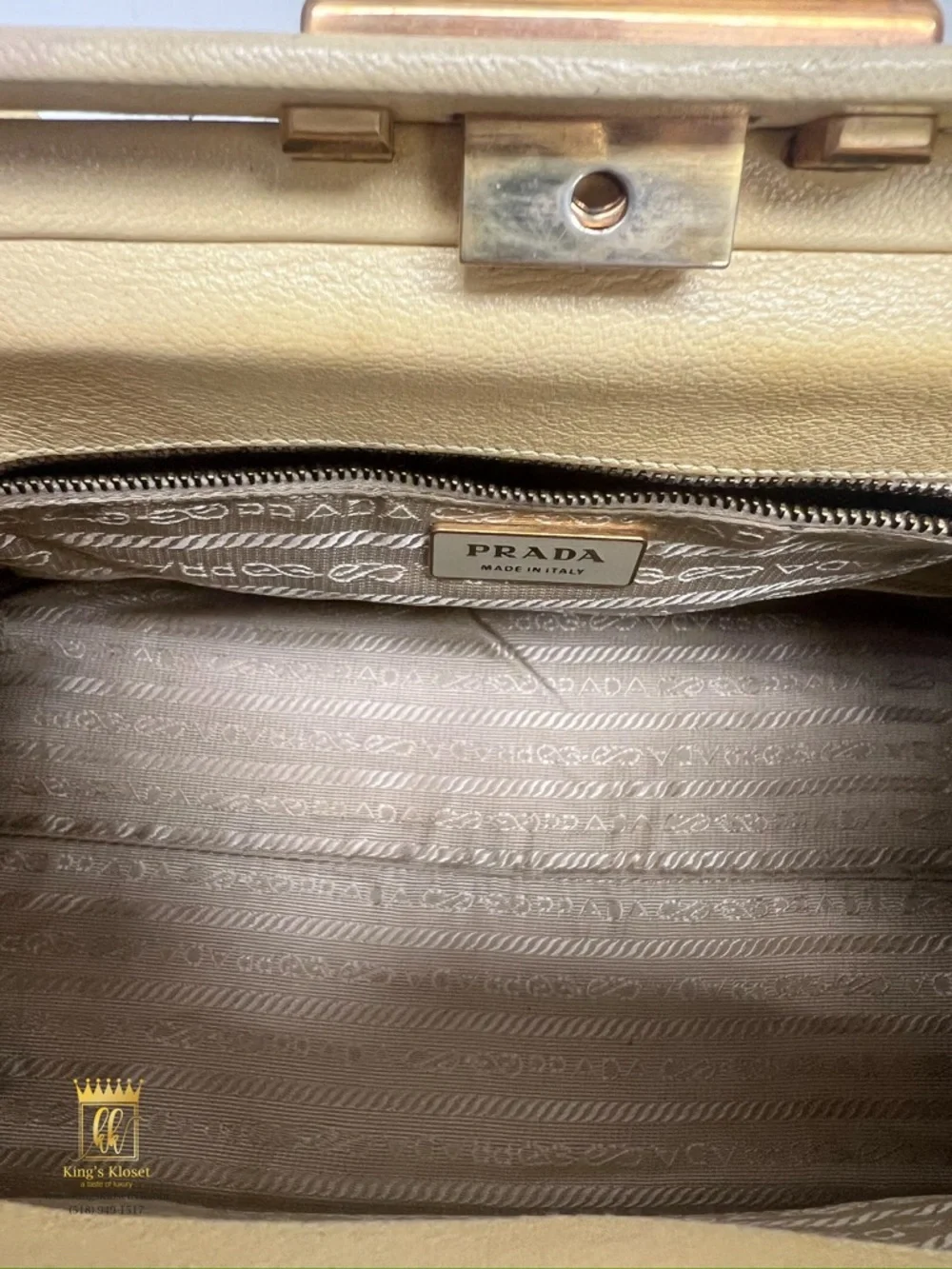 Prada Saffiano vintage Boston/ doctors bag - Picture 5 of 16